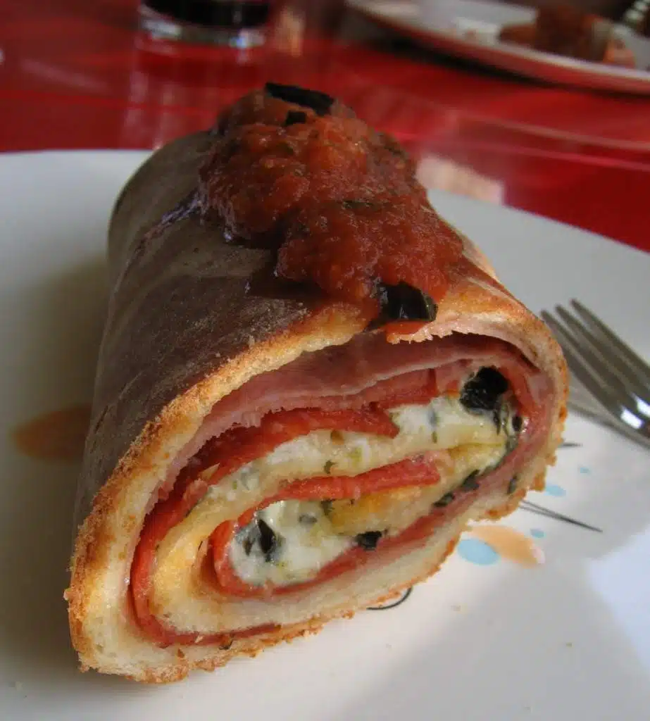 pizza stromboli